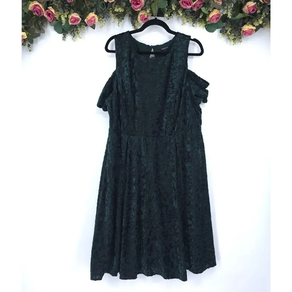 Torrid Green Velvet Burnout Cold Shoulder Skater Dress Size 2 - Picture 1 of 12
